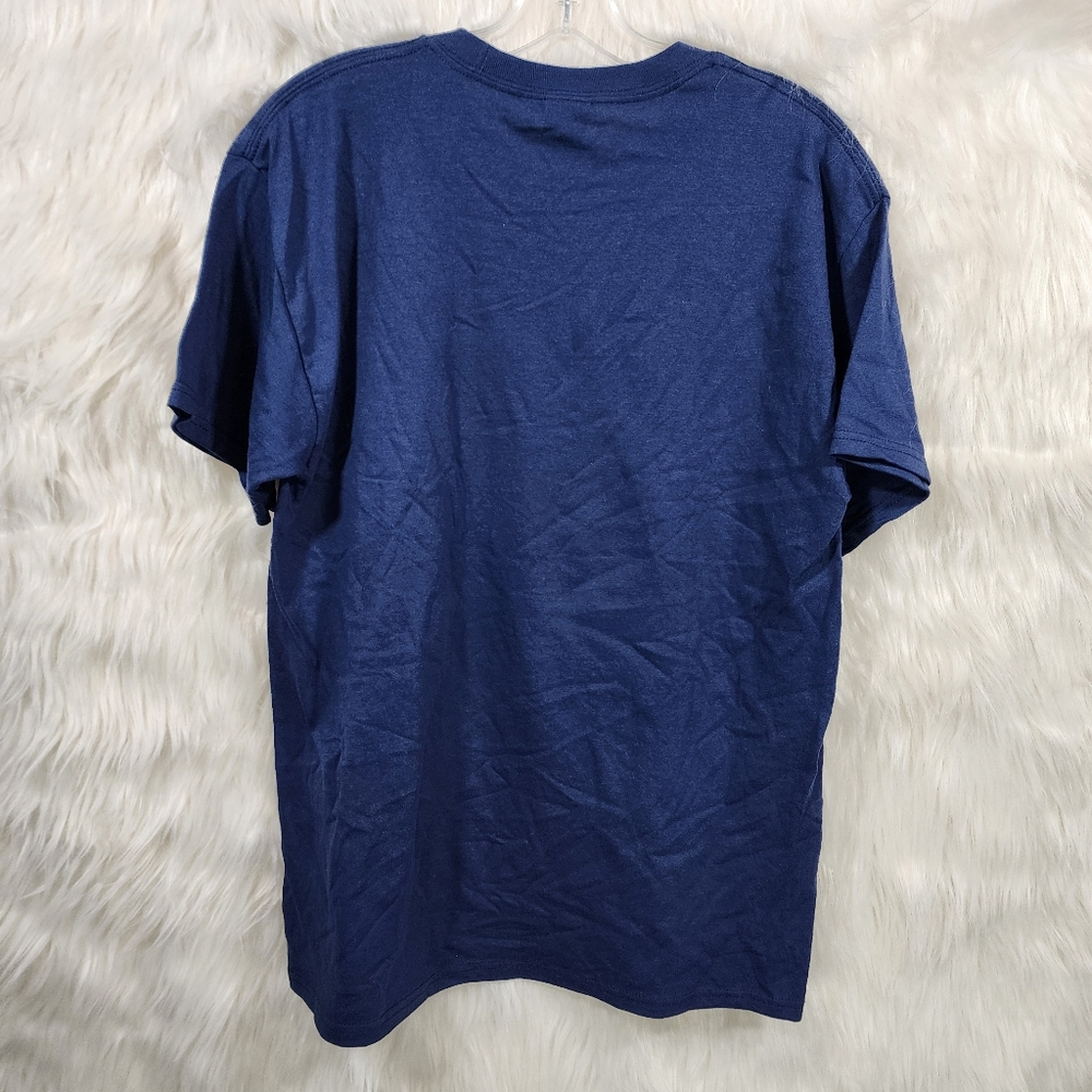 Hanes NWOT Navy Blue Cat Graphic American flag print TShirt woman's size medium - Picture 3 of 8